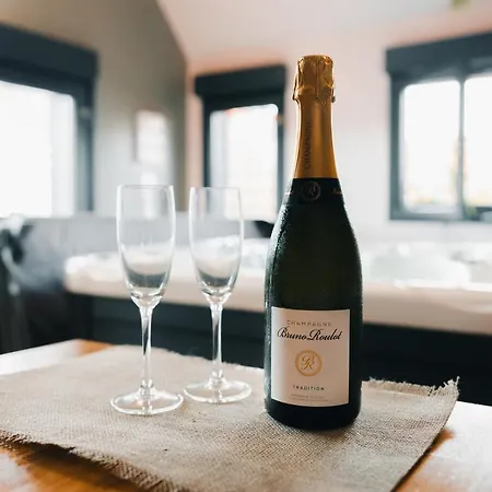 Au Coin De Paradis בית הארחה 3*